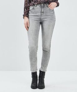 Jamessantos.shop427feb9cc7 1