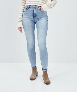 Jamessantos.shop9d79dc96c3 1